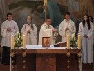 Szentháromság-vasárnap: ministráns-beöltözés