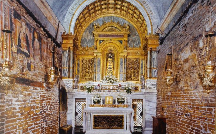 Santa-Casa-de-Loreto1-701x436